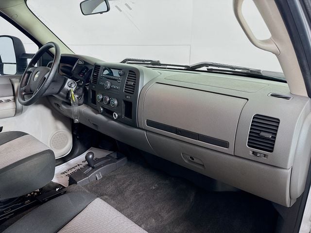 2009 Chevrolet Silverado 3500HD Work Truck w/ ONLY 67K MILES