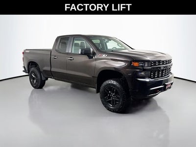 2019 Chevrolet Silverado 1500 Custom Trail Boss w/ APPLE CARPLAY