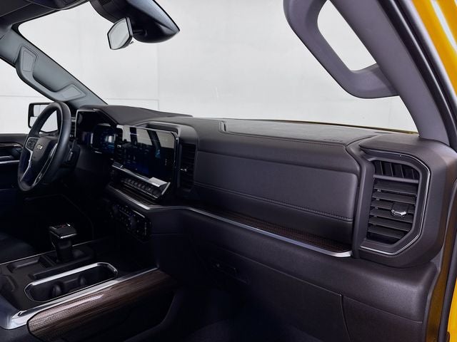 2026 Chevrolet Silverado 1500 LT w/ HEATED LEATHER