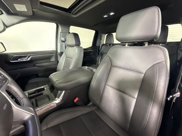 2025 Chevrolet Silverado 1500 LTZ w/ SUNROOF