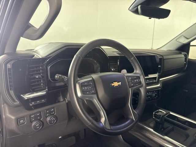 2025 Chevrolet Silverado 1500 LTZ w/ SUNROOF