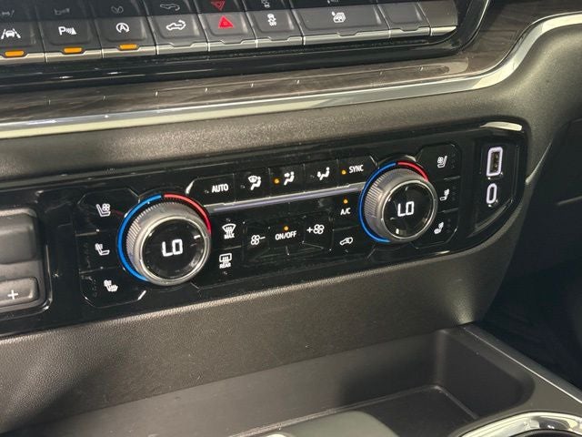 2025 Chevrolet Silverado 1500 LTZ w/ SUNROOF