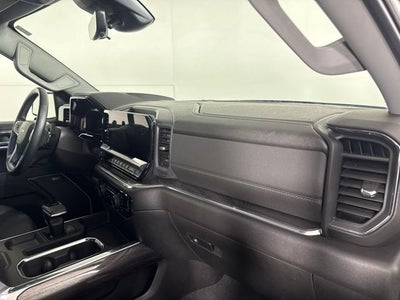 2025 Chevrolet Silverado 1500 LTZ w/ SUNROOF