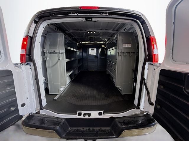 2025 Chevrolet Express 2500 Work Van Cargo