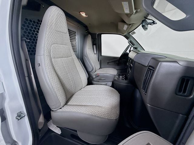 2025 Chevrolet Express 2500 Work Van Cargo