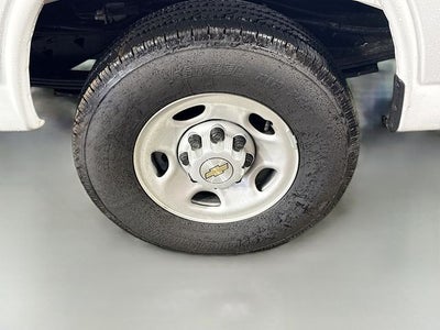 2025 Chevrolet Express 2500 Work Van Cargo