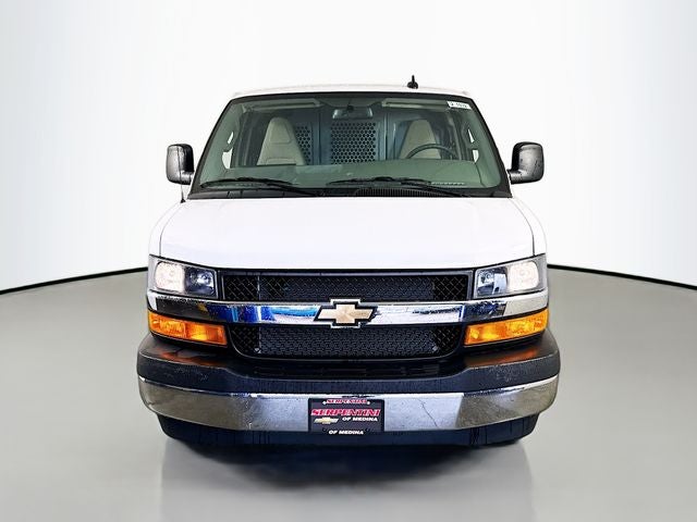 2025 Chevrolet Express 2500 Work Van Cargo