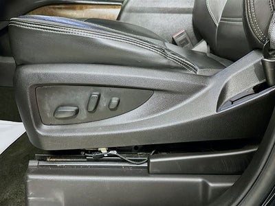 2018 GMC Yukon Denali 4WD w/ HEATED LEATHER