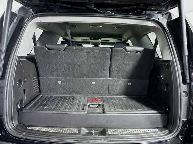 2018 GMC Yukon Denali 4WD w/ HEATED LEATHER