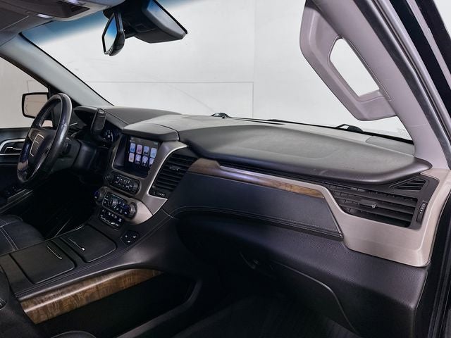 2018 GMC Yukon Denali 4WD w/ HEATED LEATHER