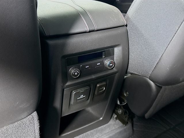 2023 Chevrolet Traverse RS AWD w/ PWR SUNROOF