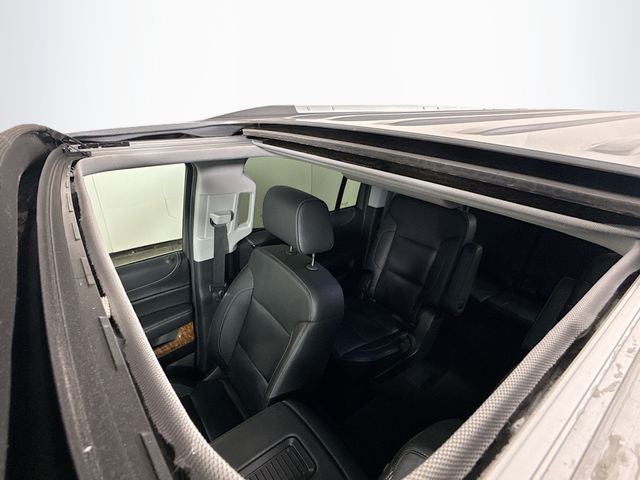 2019 Chevrolet Suburban Premier w/ PWR SUNROOF