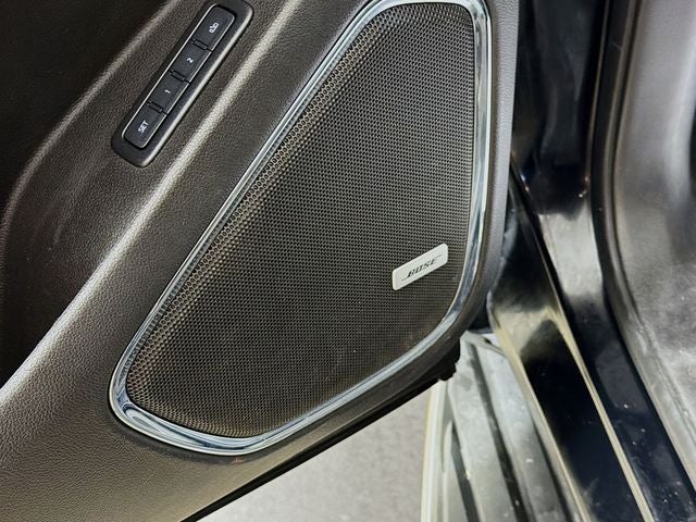 2020 Chevrolet Suburban Premier w/ PWR SUNROOF