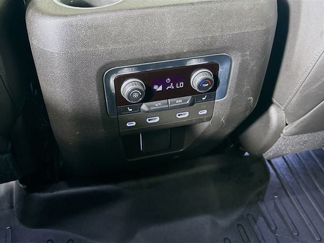 2021 Chevrolet Tahoe LT w/ REAR ENTERTAINMENT