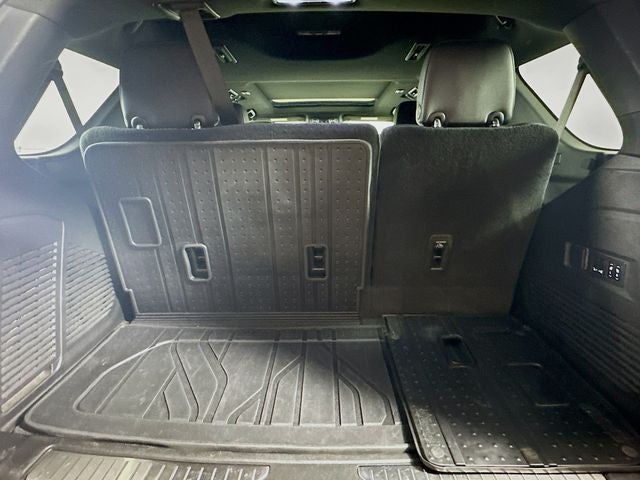 2021 Chevrolet Tahoe Premier 4WD w/ HEATED LEATHER