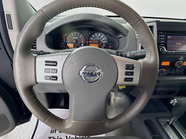 2017 Nissan Frontier SV 4WD w/ CLEAN CARFAX