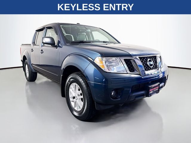 2017 Nissan Frontier SV 4WD w/ CLEAN CARFAX