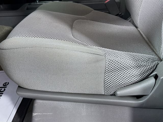 2017 Nissan Frontier SV 4WD w/ CLEAN CARFAX