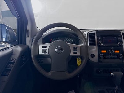 2017 Nissan Frontier SV 4WD w/ CLEAN CARFAX