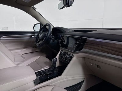 2023 Volkswagen Atlas SEL AWD w/ HEATED SEATS