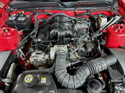 2009 Ford Mustang V6 w/ CLEAN CARFAX