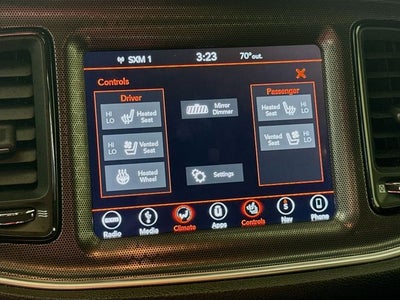 2018 Dodge Challenger SXT w/ COOLED NAPPA LEATHER