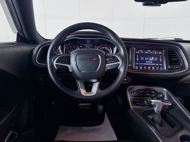 2018 Dodge Challenger SXT w/ COOLED NAPPA LEATHER
