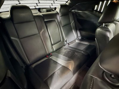 2018 Dodge Challenger SXT w/ COOLED NAPPA LEATHER