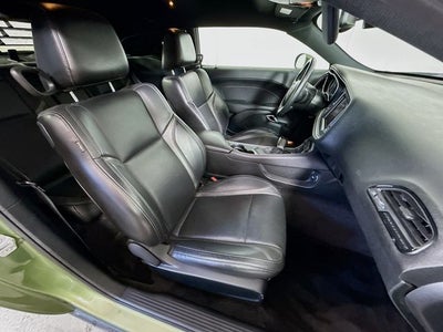 2018 Dodge Challenger SXT w/ COOLED NAPPA LEATHER