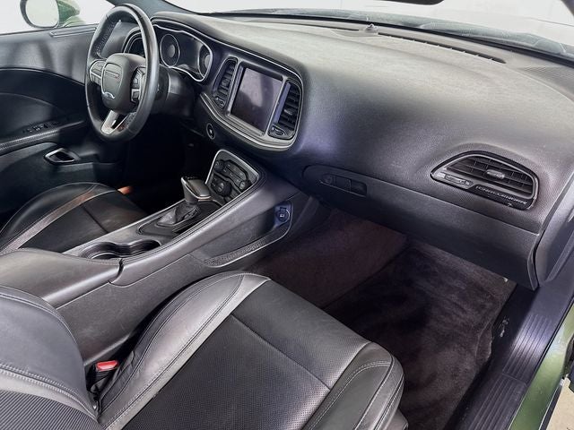 2018 Dodge Challenger SXT w/ COOLED NAPPA LEATHER
