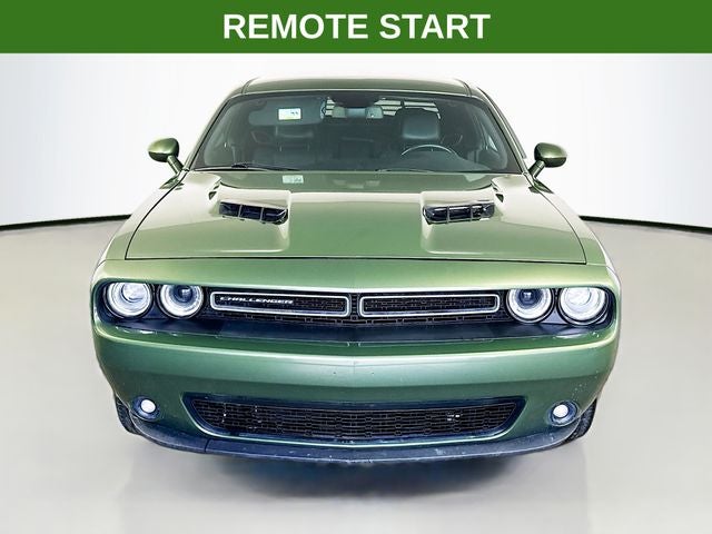 2018 Dodge Challenger SXT w/ COOLED NAPPA LEATHER