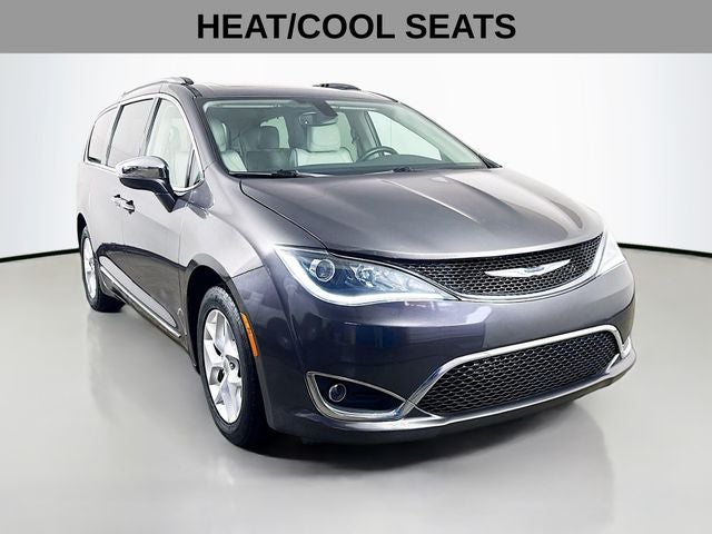 2020 Chrysler Pacifica Limited w/ COOLED LEATHER