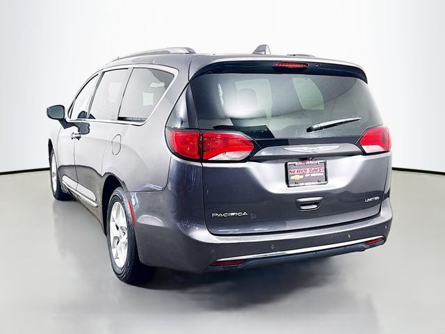 2020 Chrysler Pacifica Limited w/ COOLED LEATHER
