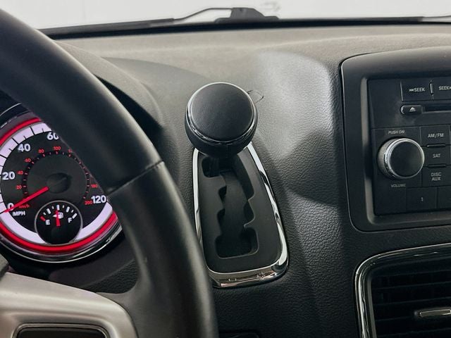 2016 Dodge Grand Caravan SE w/ ONLY 74K MILES