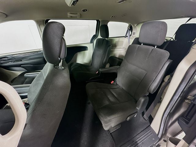 2016 Dodge Grand Caravan SE w/ ONLY 74K MILES