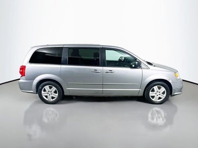 2016 Dodge Grand Caravan SE w/ ONLY 74K MILES