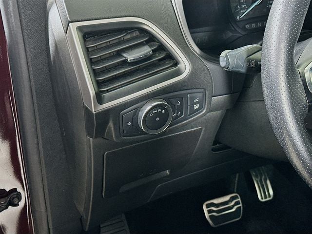 2022 Ford Edge ST Line AWD w/ PANORAMIC SUNROOF