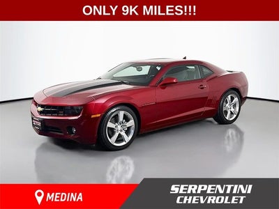 2011 Chevrolet Camaro 1LT ONLY 9K MILES
