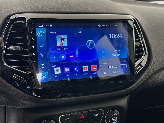 2018 Jeep Compass Trailhawk w/ HEATED SEATS & WHEEL