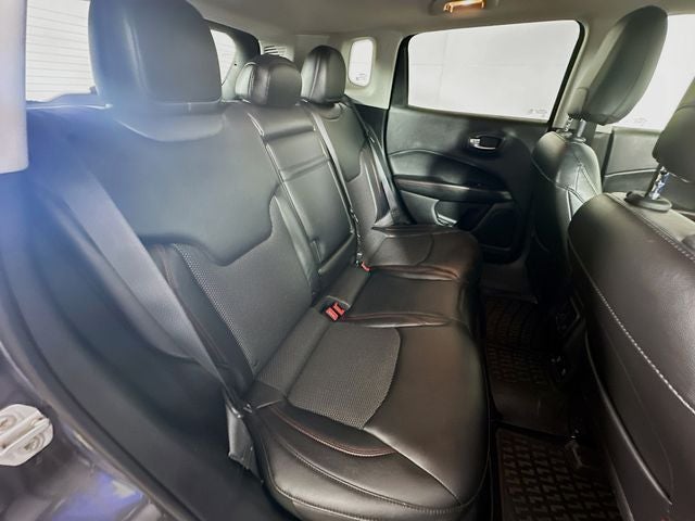 2018 Jeep Compass Trailhawk w/ HEATED SEATS & WHEEL