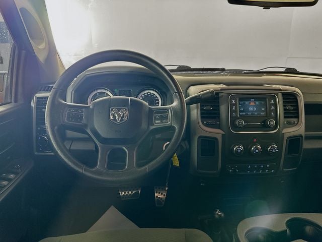 2015 RAM 2500 Tradesman ONLY 70K MILES