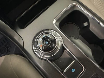 2019 Ford Fusion SE w/ APPLE CARPLAY