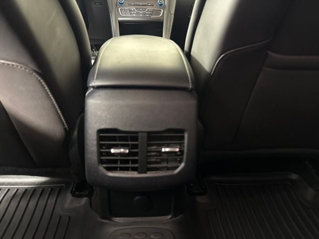 2019 Ford Fusion SE w/ APPLE CARPLAY