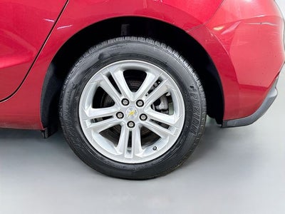 2017 Chevrolet Cruze LT w/ HEATED SEATS
