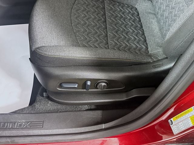 2023 Chevrolet Equinox LT AWD w/ PWR LIFTGATE