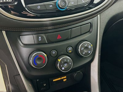 2019 Chevrolet Trax LT w/ APPLE CARPLAY