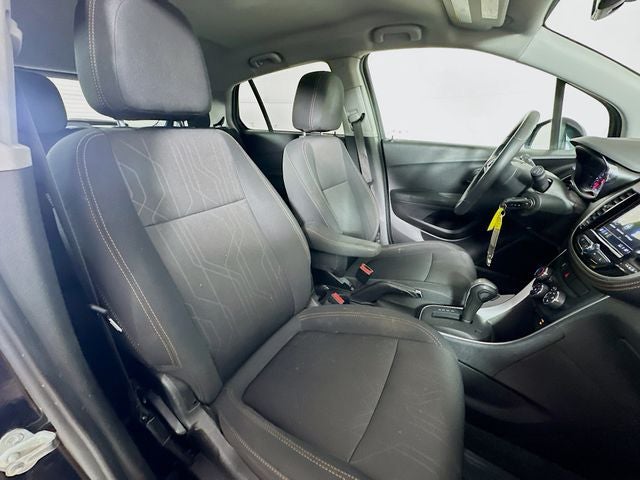 2019 Chevrolet Trax LT w/ APPLE CARPLAY