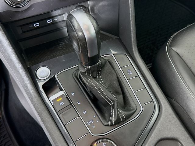 2021 Volkswagen Tiguan 2.0T SE AWD w/ HEATED LEATHER