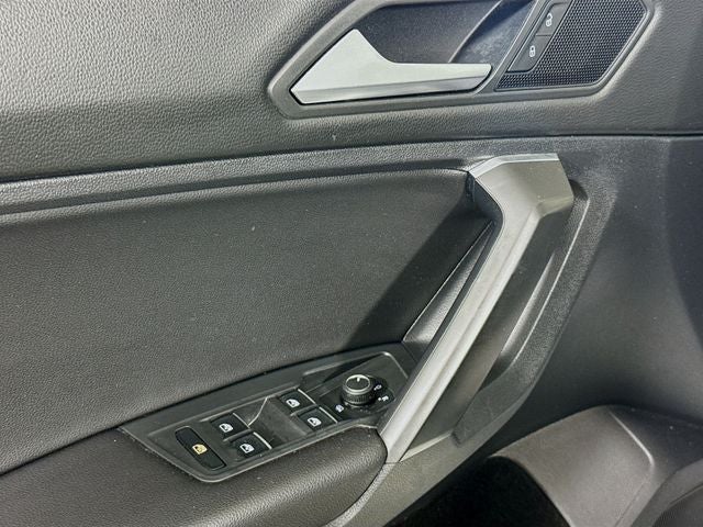 2021 Volkswagen Tiguan 2.0T SE AWD w/ HEATED LEATHER
