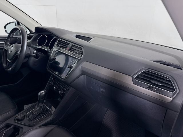 2021 Volkswagen Tiguan 2.0T SE AWD w/ HEATED LEATHER